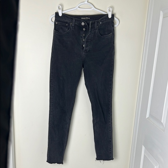 Aritzia Denim Forum Frayed Hem High Rise Jeans Women's Size 26 - Picture 3 of 13